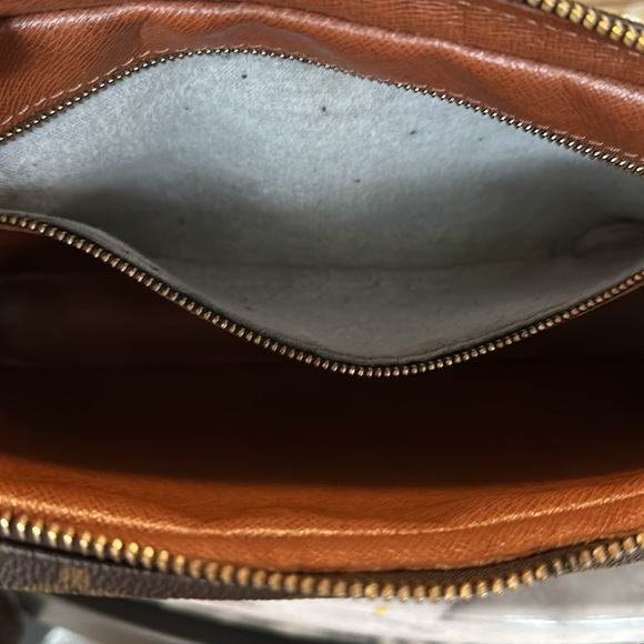 ♥️ Authentic LV Marley Dragoone GM ♥️ - Picture 9 of 10